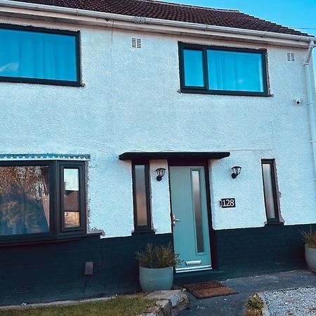 Entire Charming 5-Bed House In Darwen Blackburn Bb1 Free Parking Roadside Rishton Екстер'єр фото