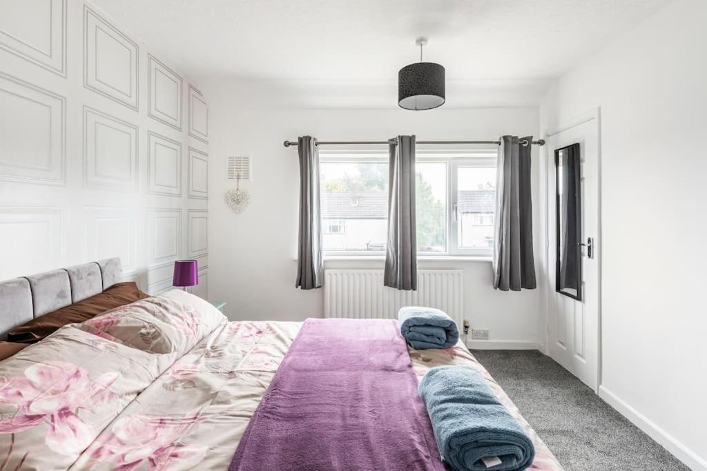 Entire Charming 5-Bed House In Darwen Blackburn Bb1 Free Parking Roadside Rishton Екстер'єр фото